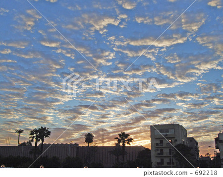 cirrocumulus cloud, cirrocumulus clouds, white clouds