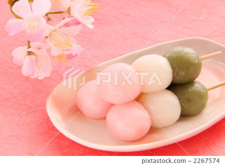 图库照片: hanami dango 01p