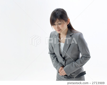 图库照片: 鞠躬女人