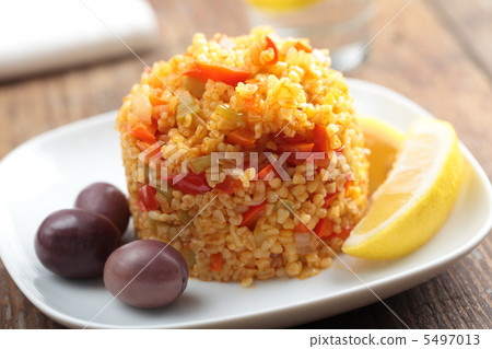 照片素材(图片): bulgur pilaf