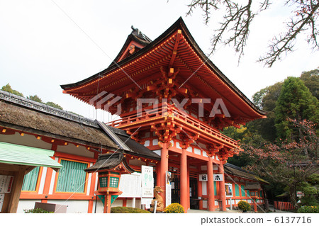 照片素材(图片): 加茂别雷神社 上贺茂神社 双层门