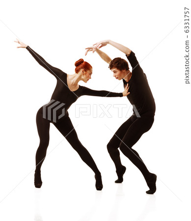 照片素材(图片): ballet dancers