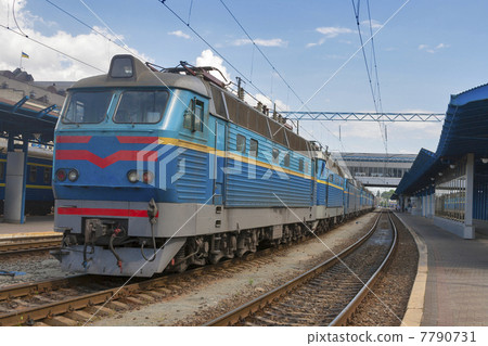 图库照片: old electric locomotive at railroad station