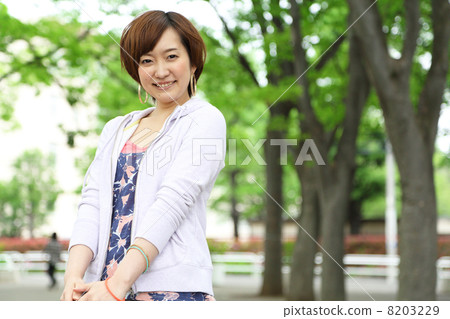 侧面相片 女人