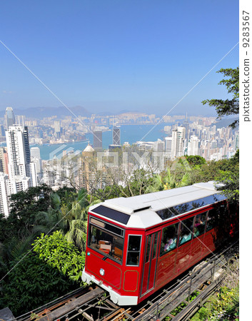 图库照片: peak tram in hong kong