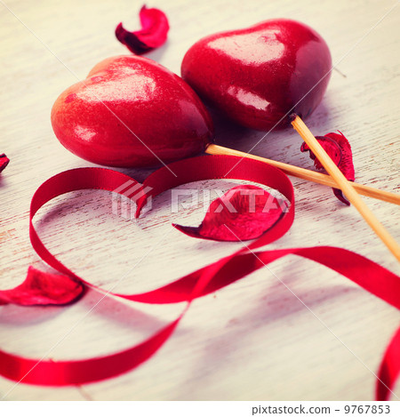 图库照片: valentine heart. red satin gift ribbon and red hearts