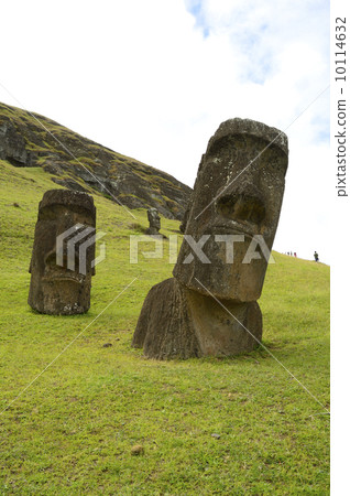 moai statue, easter island, chile