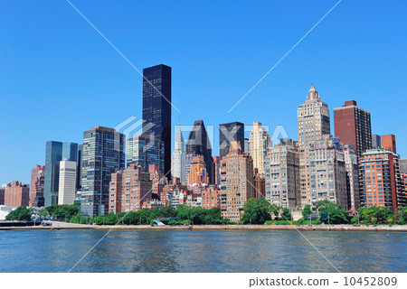 照片素材(图片): new york city skyline