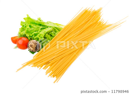 图库照片: raw spaghetti