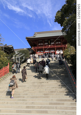 新年参拜 鹤冈八幡 参观神社或寺庙