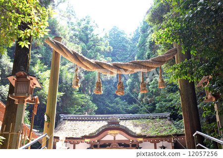 神圣的草绳 鸟居 大神神社