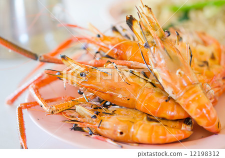图库照片: grilled prawns