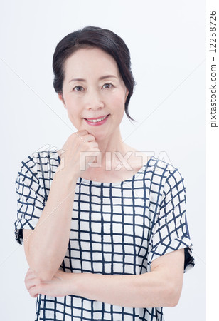 女人 女性 50多岁