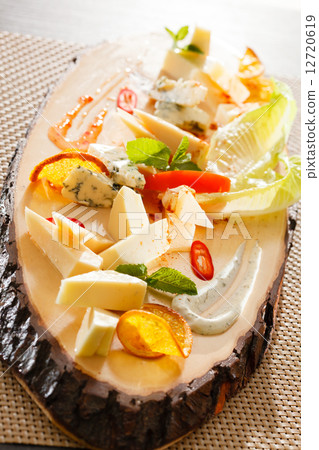 图库照片: cheese plate