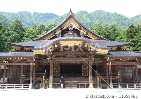 图库照片: 弥彦神社