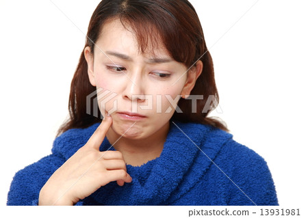 图库照片: 令人烦恼的女人