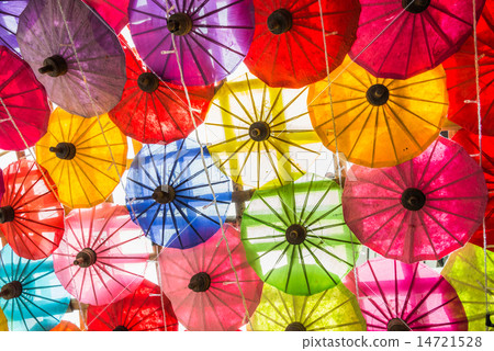 图库照片: colorful of paper parasols,paper umbrella