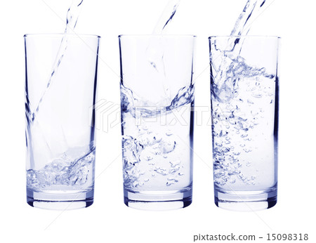 图库照片: water into glass