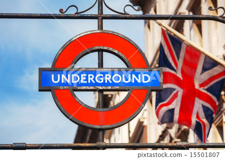 图库照片: london underground sign