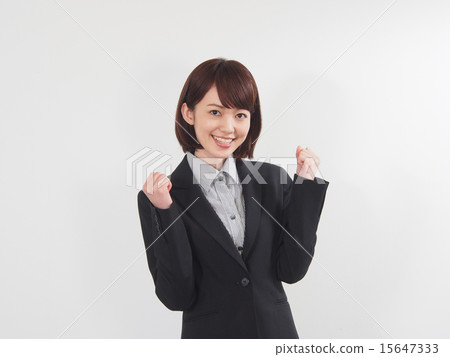 照片素材(图片): 握拳 女生 女孩