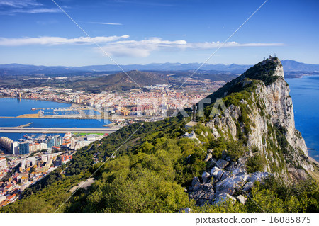 照片素材(图片): rock of gibraltar