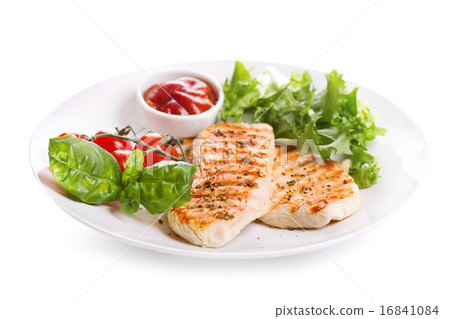 图库照片: plate of grilled chicken breast with vegetables