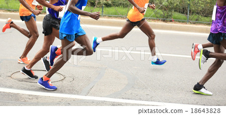 图库照片: marathon running race, people on city road