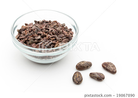 图库照片: cacao beans和cacao nibs:可可豆和豆腐(可可豆)