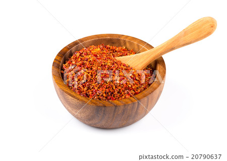 图库照片: crushed red chili pepper