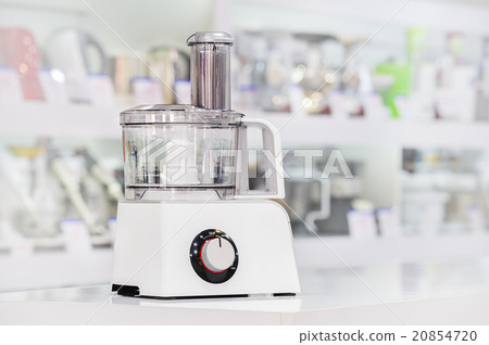 图库照片: single electric food processor in retail store