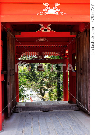 地面 神殿入口 大门 首页 照片 人物 男女 日本人 地面 神殿入口 大门