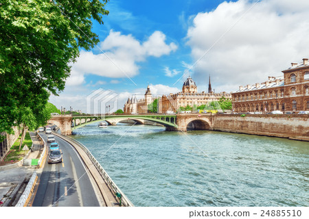 图库照片: river seine