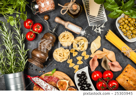 图库照片: italian food ingredients