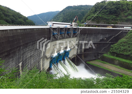 图库照片 水坝 发电厂 河