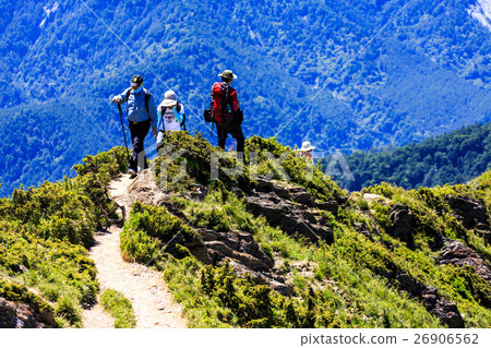 图库照片: 爬山 山路 小径