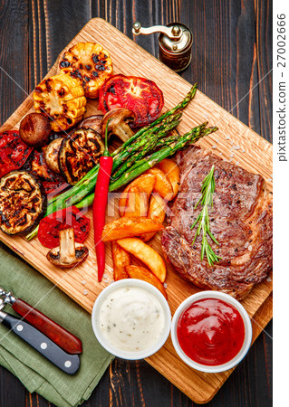 图库照片: roasted organic shin of beef meat