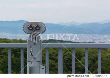 图库照片: coin operated binocular viewer