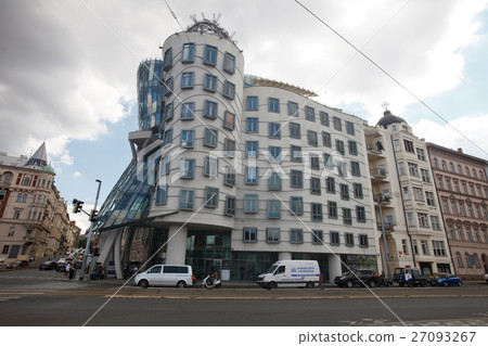 图库照片: modern building, also known as the dancing house