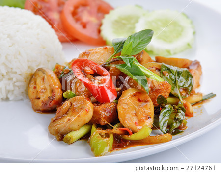 图库照片: pork fried mushrooms. thai food