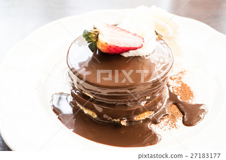 图库照片: chocolate pancake