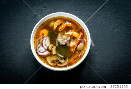 图库照片: thai tom yum soup