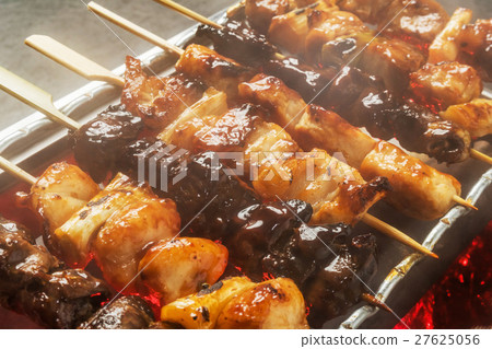 图库照片: yakitori yakitori日式鸡肉烧烤