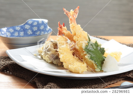 图库照片: shrimp tempura