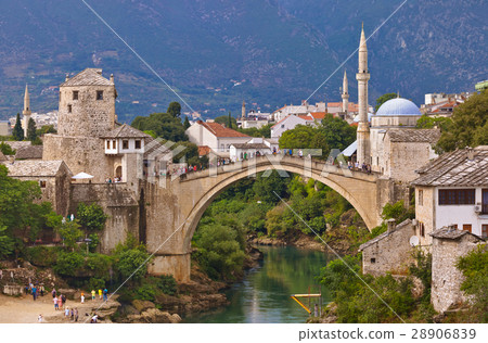 图库照片: old bridge in mostar - bosnia and herzegovina