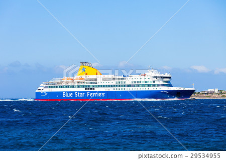 图库照片: blue star ferry, greece