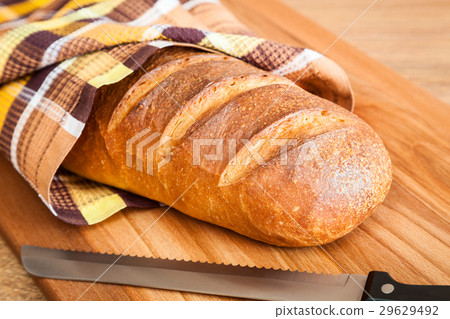 图库照片: traditional russian white bread