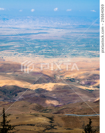 图库照片: view hills in holy land from mount nebo in winter