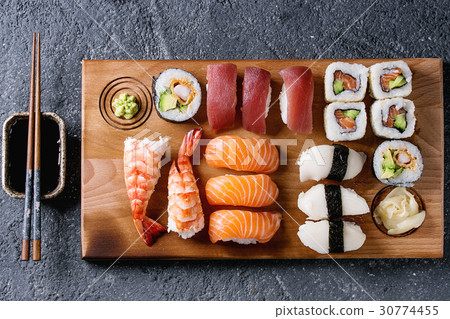 图库照片: sushi set nigiri and rolls