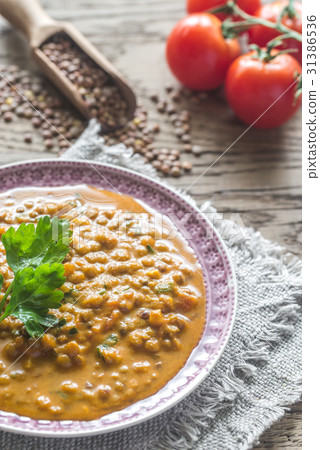 图库照片: bowl of lentil curry