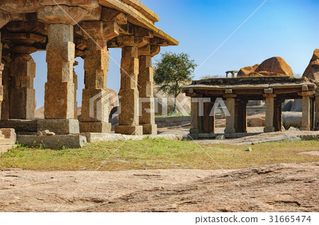 图库照片: ancient ruins on hemakuta hill, hampi, india